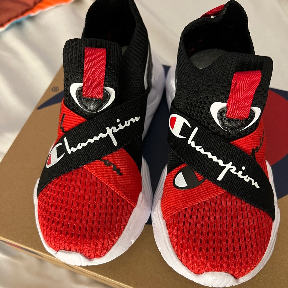 Champion sneakers for toddler size 9